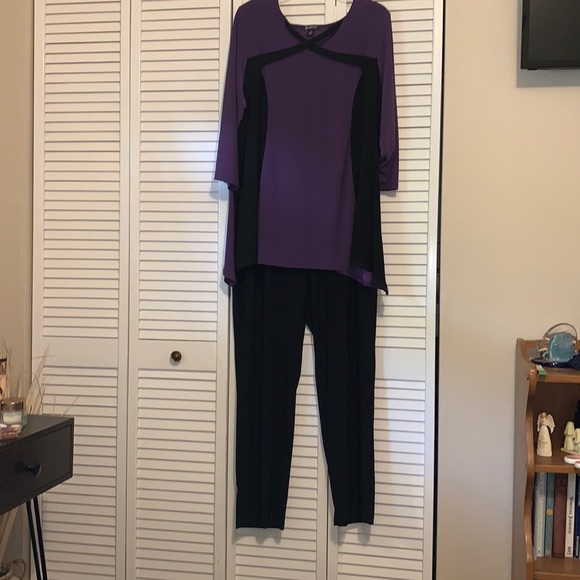 Roaman’s 2 Piece Pants and Top - Picture 1 of 6